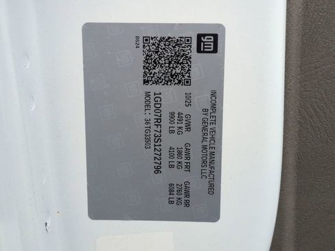 New 2025 GMC Savana 3500 w/ Power Convenience Package image 23