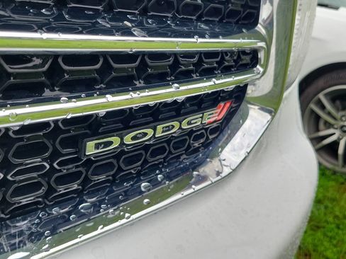 Used 2020 Dodge Durango SXT RWD image 5