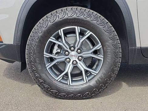 New 2026 GMC Acadia AT4 w/ Luxury Package AWD/4WD image 21