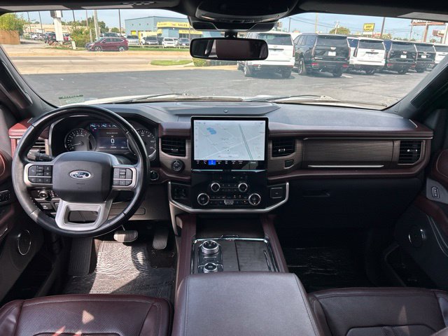Used 2023 Ford Expedition Max Limited AWD/4WD image 18