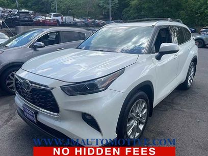 Used 2021 Toyota Highlander Limited