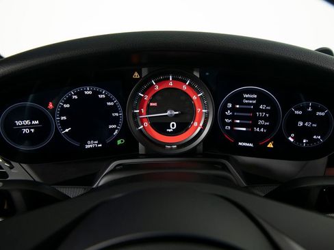 Used 2020 Porsche 911 Carrera S image 17