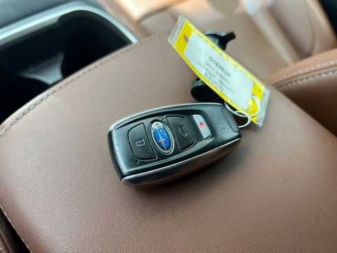 Used 2022 Subaru Outback Touring w/ Popular Package #2 AWD/4WD image 28