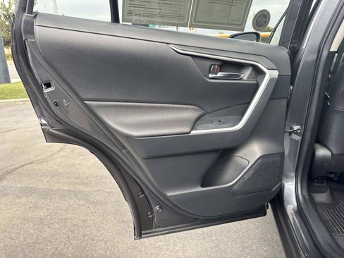 Used 2022 Toyota RAV4 XLE Premium AWD/4WD image 24