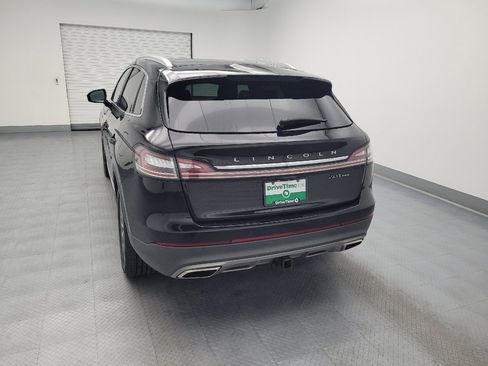Used 2019 Lincoln Nautilus Select AWD/4WD image 6