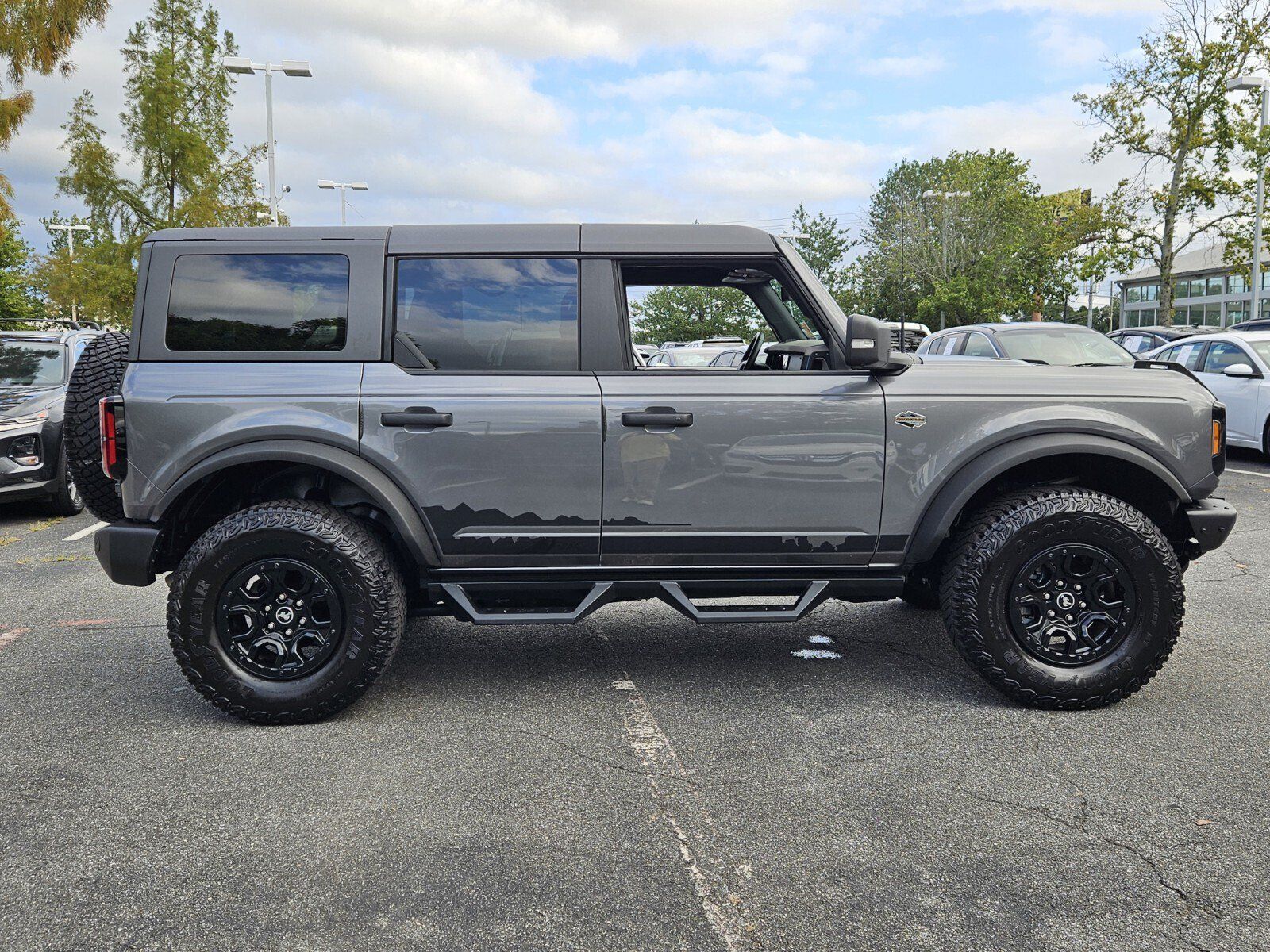 Used 2022 Ford Bronco Wildtrak AWD/4WD image 5