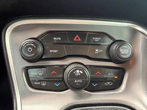 Used 2020 Dodge Challenger SXT w/ Blacktop Package RWD image 18