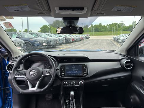 Used 2023 Nissan Kicks SV FWD image 28