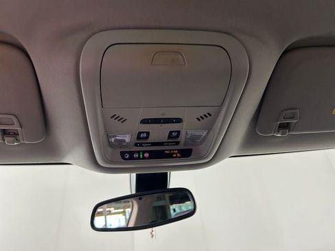 Used 2020 Buick Enclave Essence w/ Sound and Sites Package FWD image 24