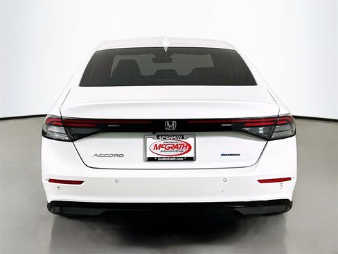 Used 2024 Honda Accord EX-L image 16