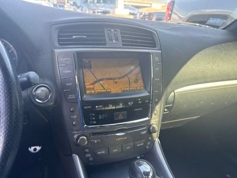Used 2011 Lexus IS 250 RWD image 9