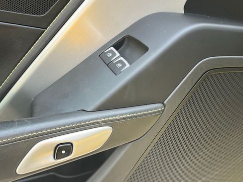 Used 2019 Chevrolet Corvette Z06 RWD image 21