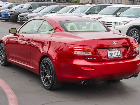 Used 2010 Lexus IS 350C image 2