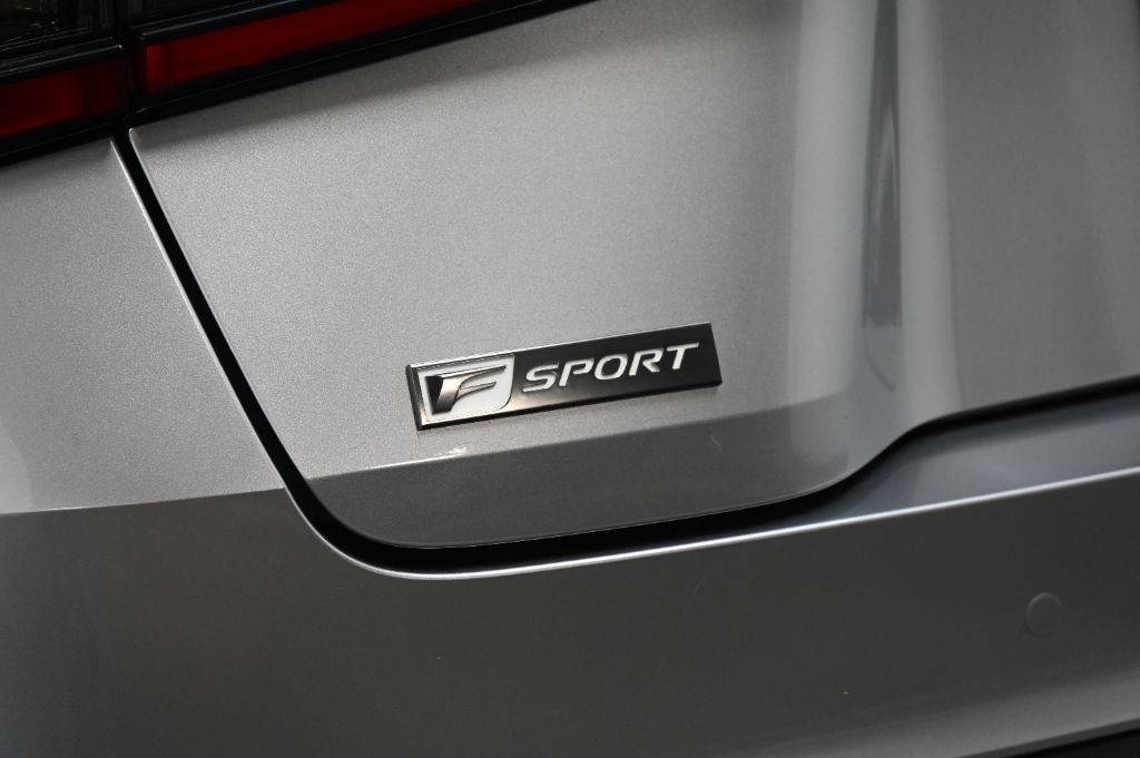 Used 2022 Lexus IS 350 F Sport w/ Navigation Package RWD image 15