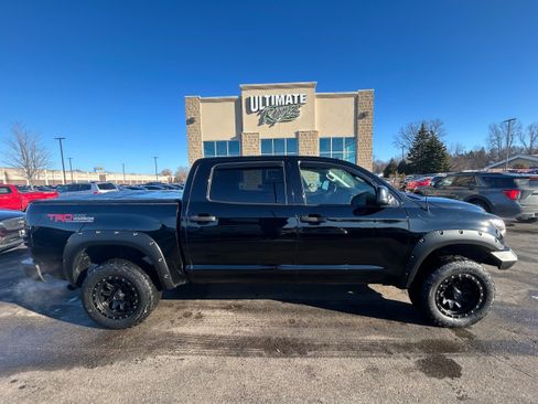Used 2010 Toyota Tundra 4x4 CrewMax image 1