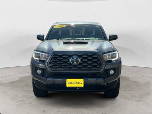 Certified 2021 Toyota Tacoma TRD Sport AWD/4WD image 8