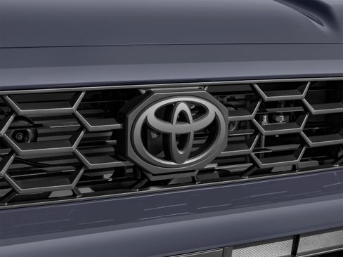 Certified 2025 Toyota 4Runner SR5 AWD/4WD image 59