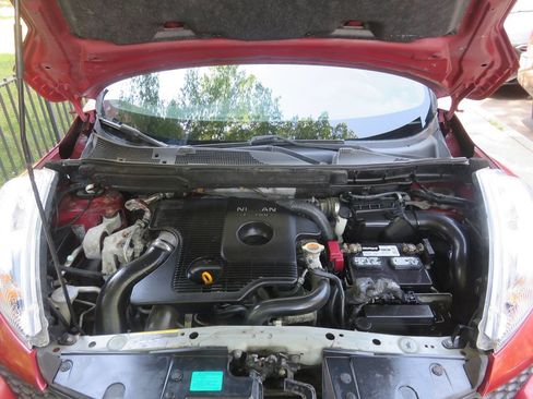 Used 2011 Nissan Juke SL AWD/4WD image 34