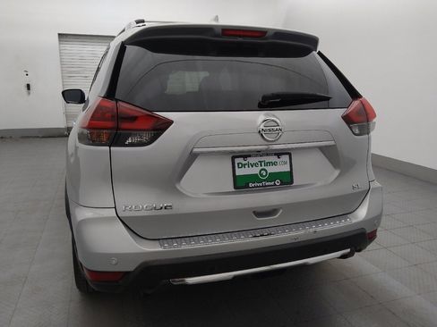 Used 2019 Nissan Rogue SL w/ Premium Package FWD image 6