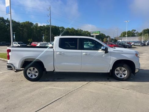 Used 2025 Chevrolet Silverado 1500 LT RWD image 10
