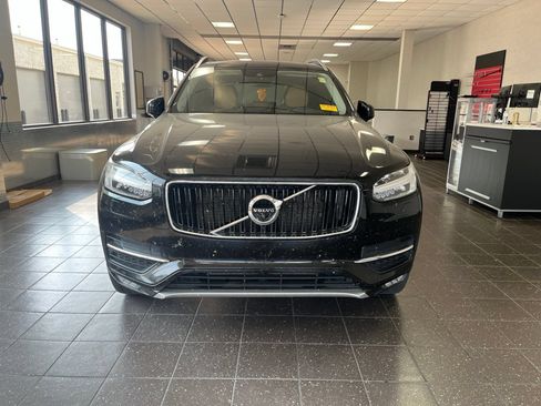 Used 2016 Volvo XC90 T6 Momentum w/ Protection Package Plus AWD/4WD image 6