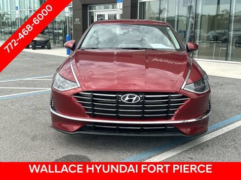 Used 2023 Hyundai Sonata SE FWD image 4