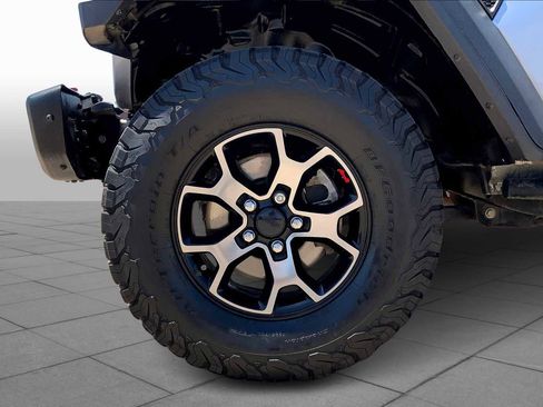 Used 2018 Jeep Wrangler Unlimited Rubicon image 10