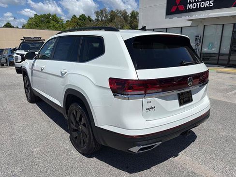 New 2026 Volkswagen Atlas SE FWD image 6