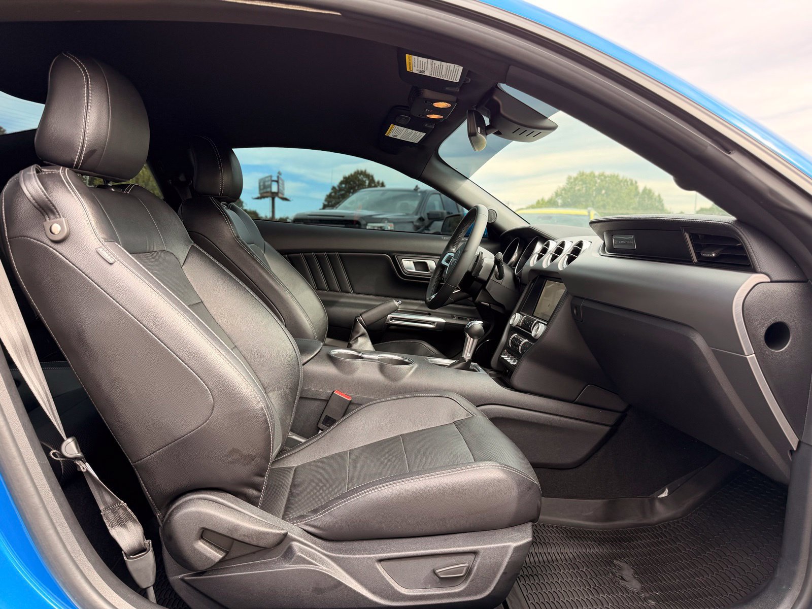 Used 2021 Ford Mustang GT Premium w/ Ford Safe & Smart Package RWD image 29