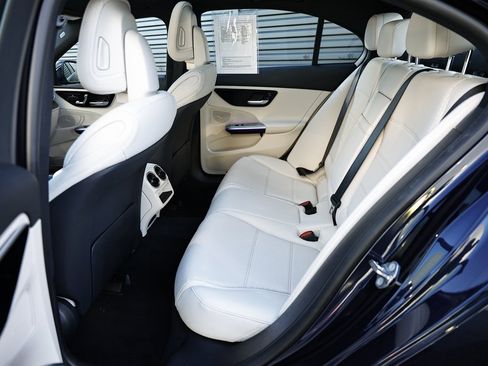 Used 2023 Mercedes-Benz C 300 C 300 w/ Exclusive Trim Package image 28