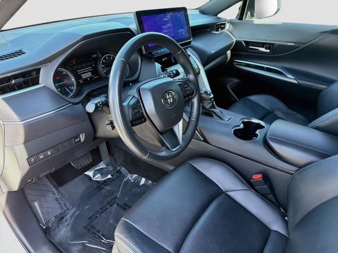 Used 2024 Toyota Venza Nightshade AWD/4WD image 26