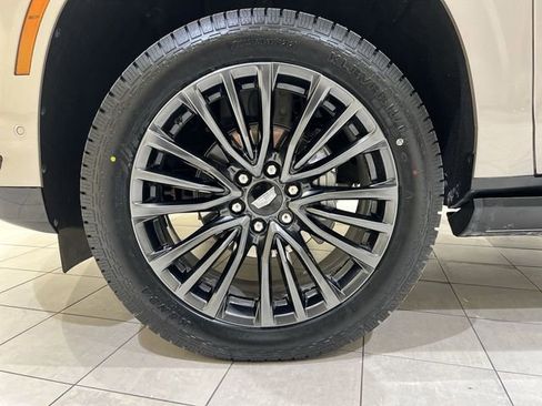 Used 2025 Cadillac Escalade Sport Platinum AWD/4WD image 29