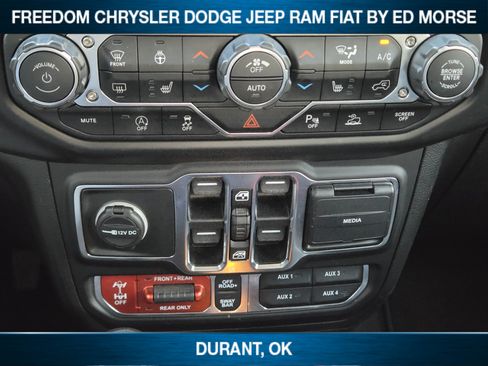 Used 2020 Jeep Gladiator Rubicon AWD/4WD image 13