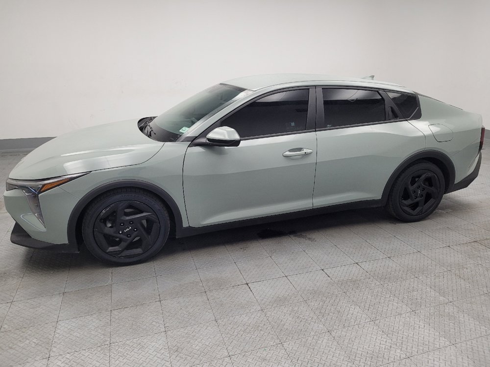Used 2025 Kia K4 EX FWD image 2
