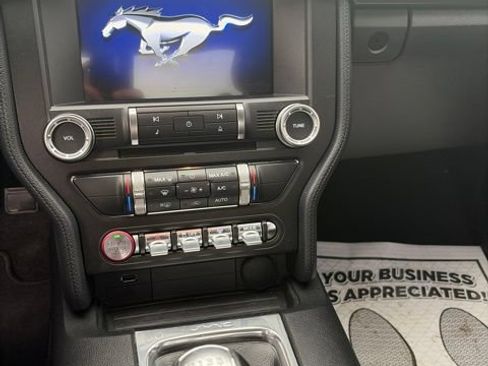 Used 2018 Ford Mustang GT w/ GT Performance Package RWD image 14