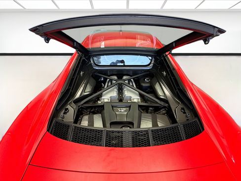 Used 2020 Audi R8 V10 image 21