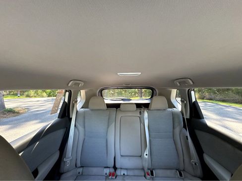 Certified 2025 Nissan Rogue SV FWD image 32
