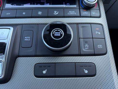 Used 2025 Hyundai Palisade SEL FWD image 31
