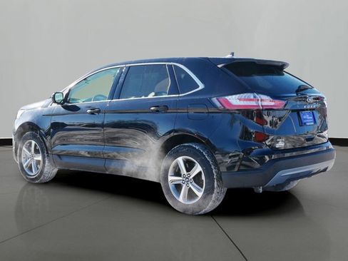 Certified 2022 Ford Edge SEL w/ Convenience Package AWD/4WD image 2