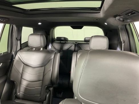 Used 2020 Cadillac XT6 Sport w/ Platinum Package AWD/4WD image 34