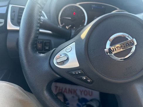 Used 2019 Nissan Sentra SV image 12