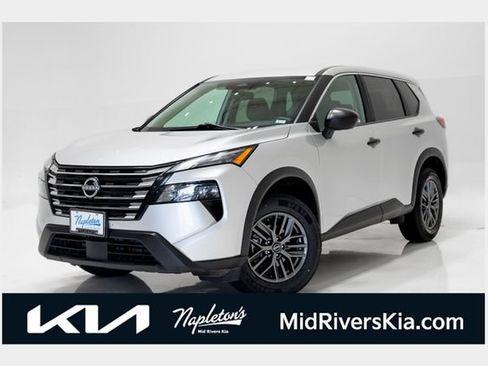 Used 2024 Nissan Rogue S FWD image 1
