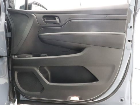 Used 2025 Honda Odyssey Sport-L image 42