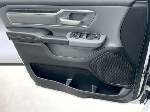 Used 2022 RAM 1500 Lone Star image 11