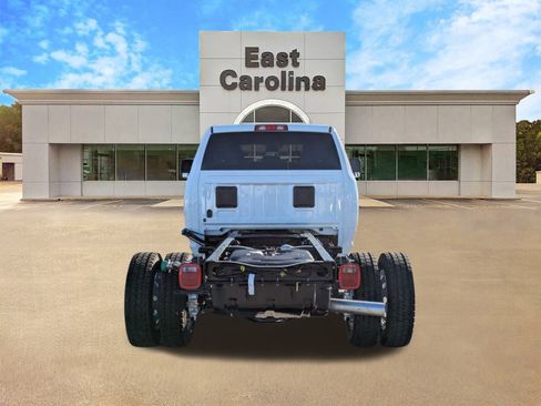 New 2026 RAM 4500 Tradesman w/ Chrome Appearance Group image 4