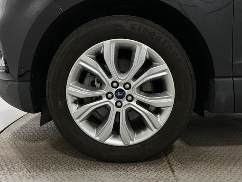 Used 2020 Ford Edge Titanium w/ Equipment Group 301A AWD/4WD image 39
