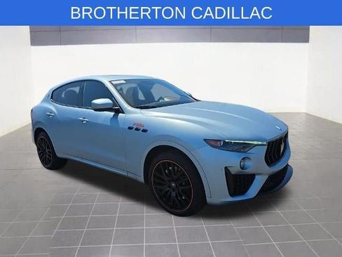 Used 2023 Maserati Levante F Tributo AWD/4WD image 3