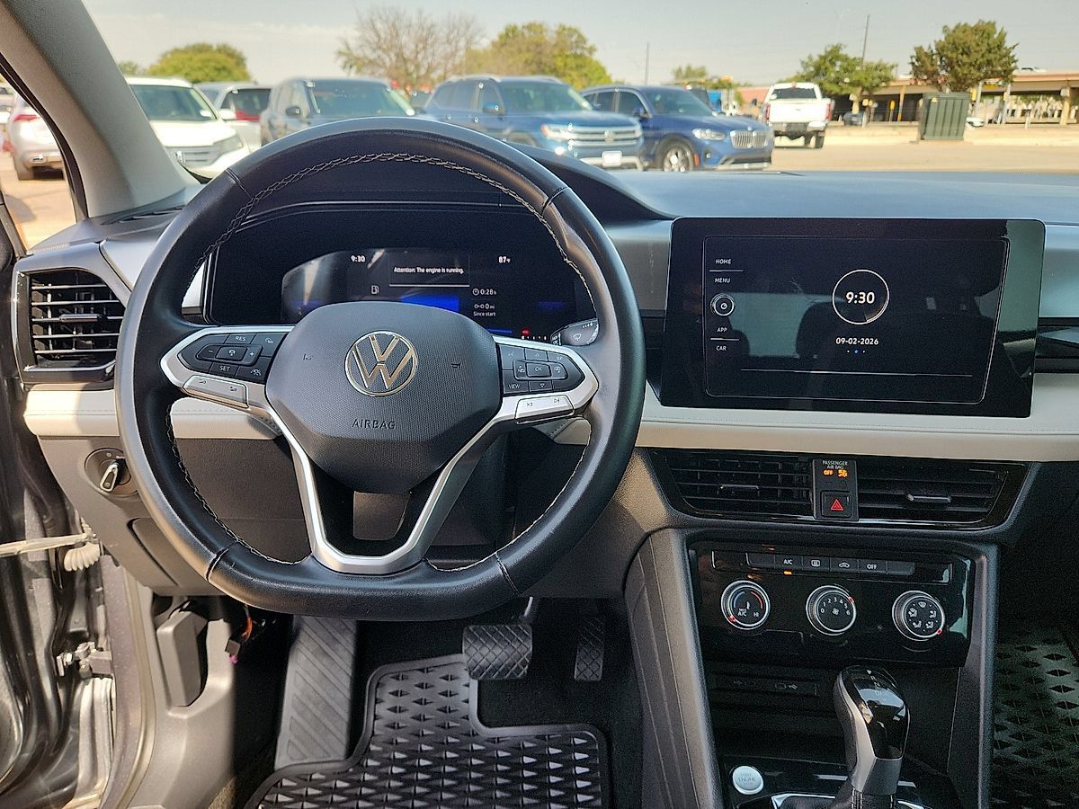 Used 2025 Volkswagen Taos S FWD image 7