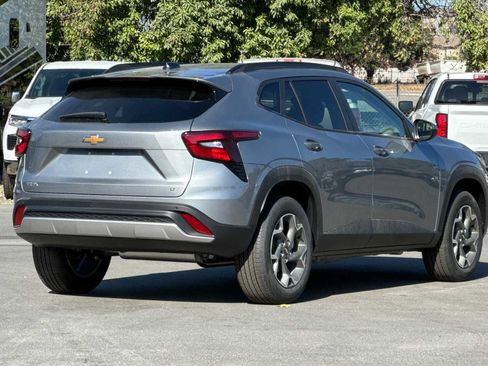 New 2025 Chevrolet Trax LT w/ Driver Confidence Package image 4