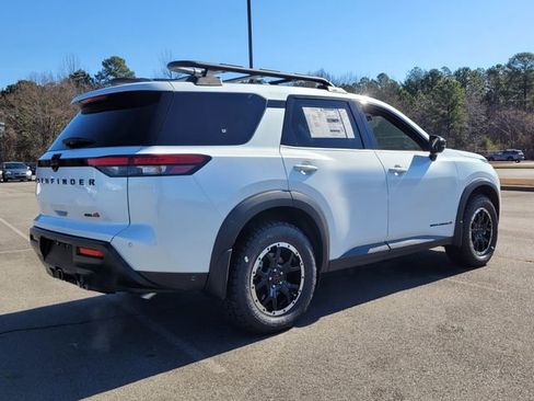 New 2026 Nissan Pathfinder Rock Creek w/ Rock Creek Premium Package AWD/4WD image 3